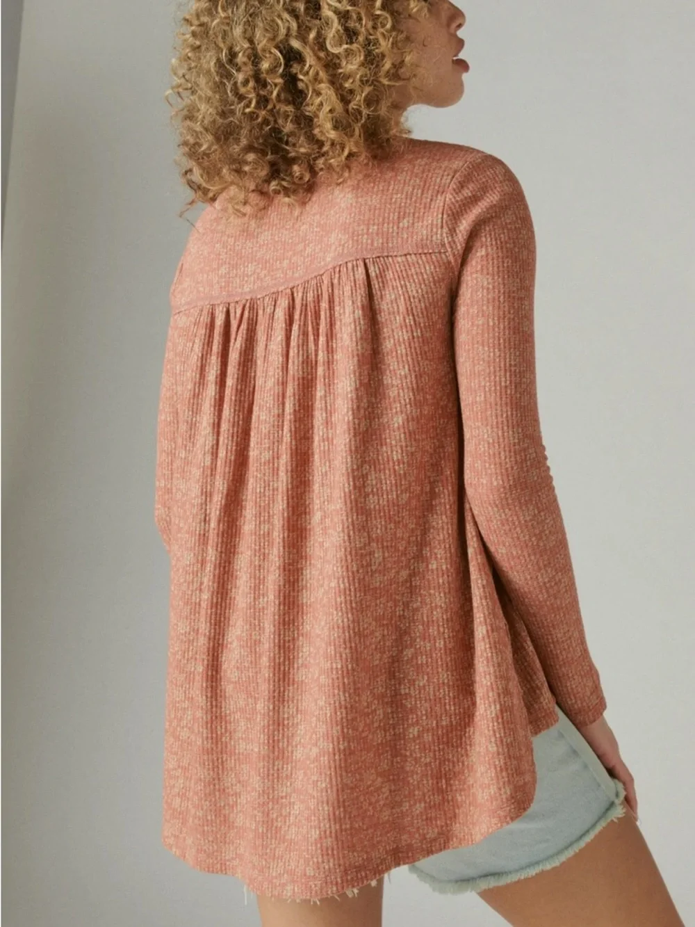 Lucky Brand Boho Babydoll Waffle Texture Henley Top - Picture 4 of 13